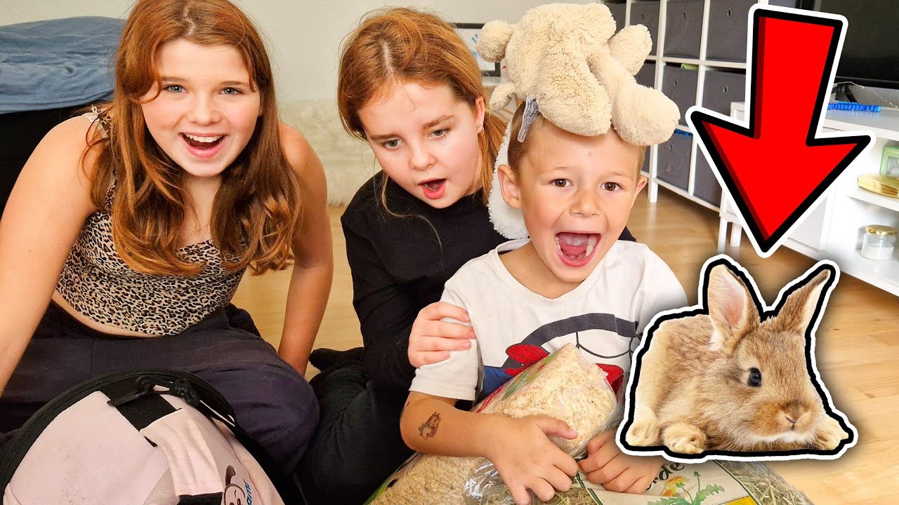 SURPRISER MASON MED EN KANIN😀🐇RO'S TORV M. PIGERNE😀
