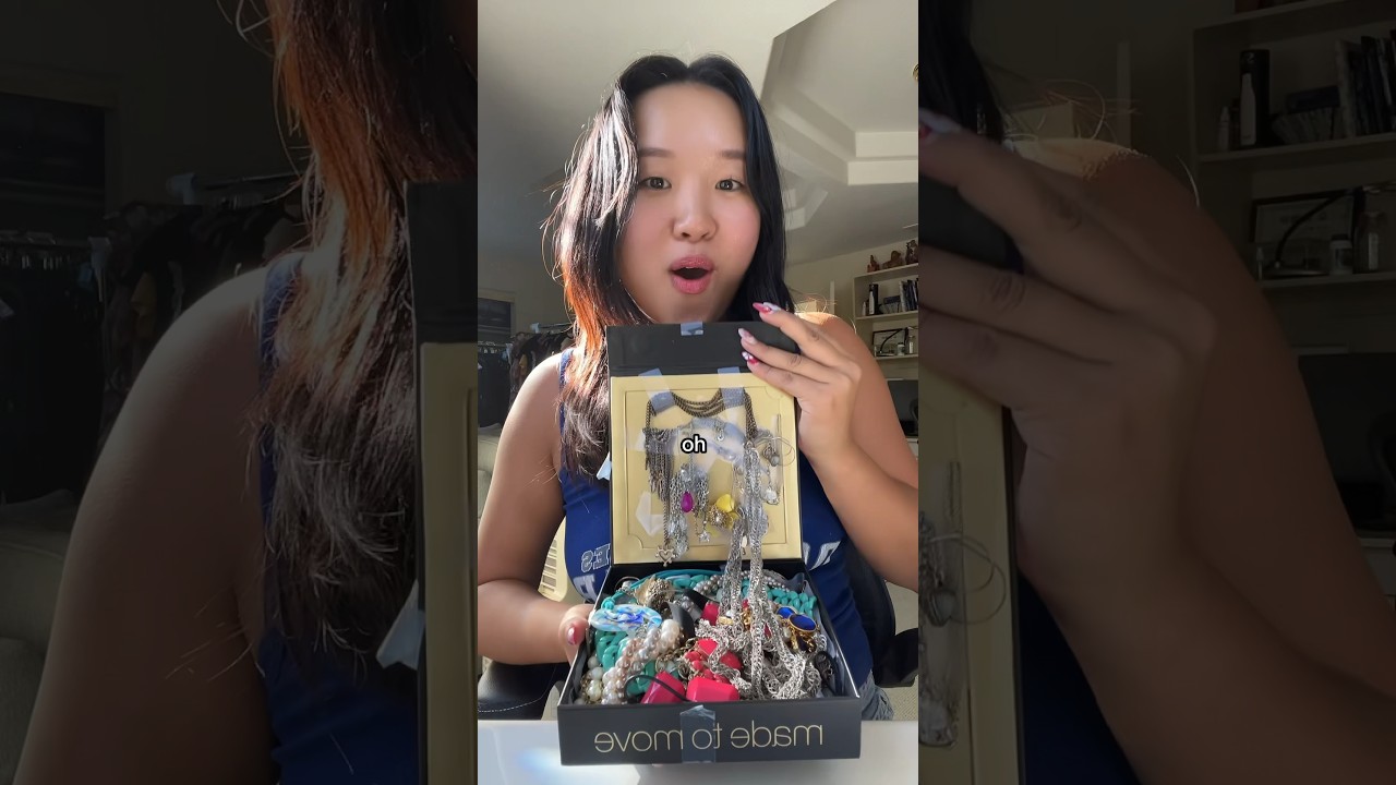Unboxing a MYSTERY jewelry collection 🤯 