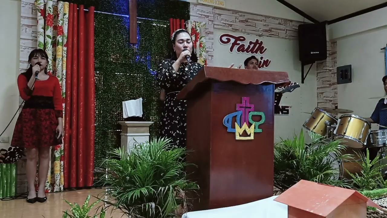 Jesus paid it all- Kim walker