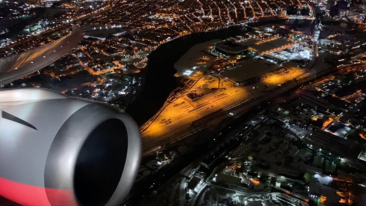Beautiful 787-10 Night Takeoff Newark! (Winter Storm Orlena)