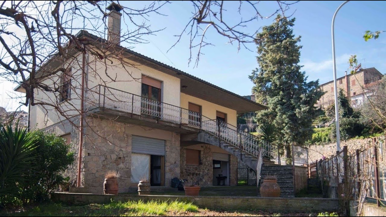 Villetta bifamiliare con giardino a Civitella - Toscana -Italy