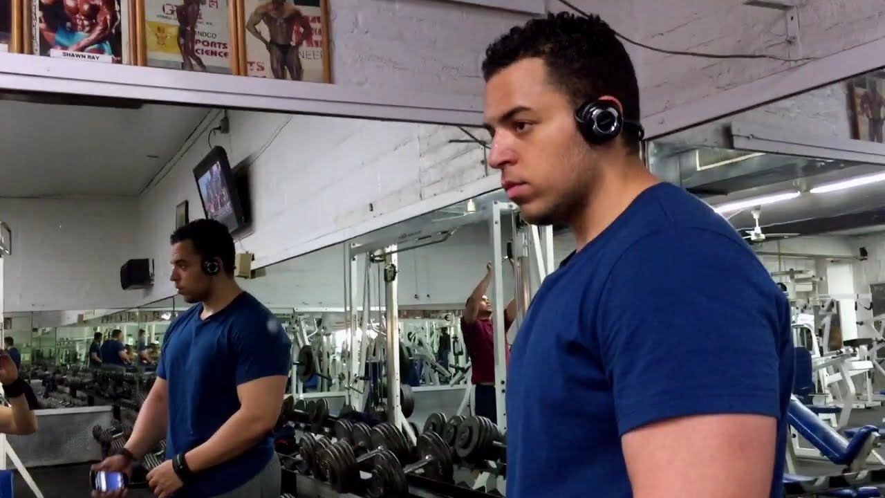 “INSANE Back & Triceps Workout (Natural Powerbuilding Mass Routine)”