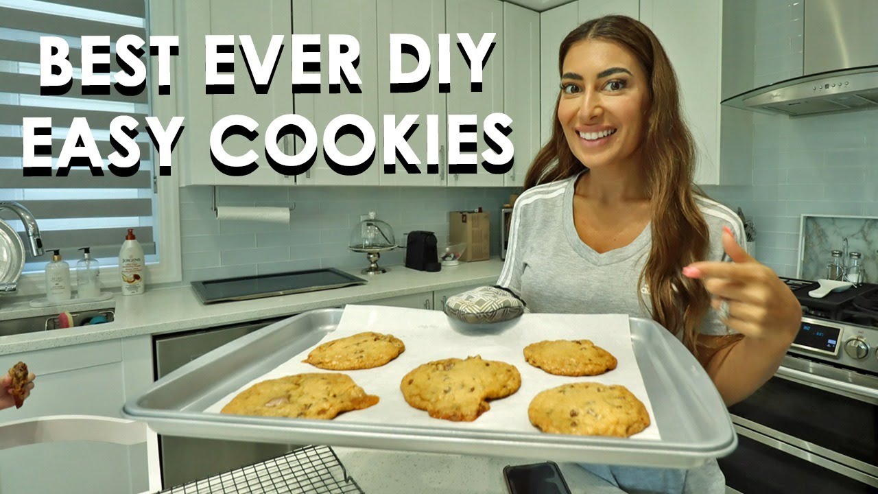 DIY EASY BEST EVER CHOCOLATE CARAMEL COOKIES!