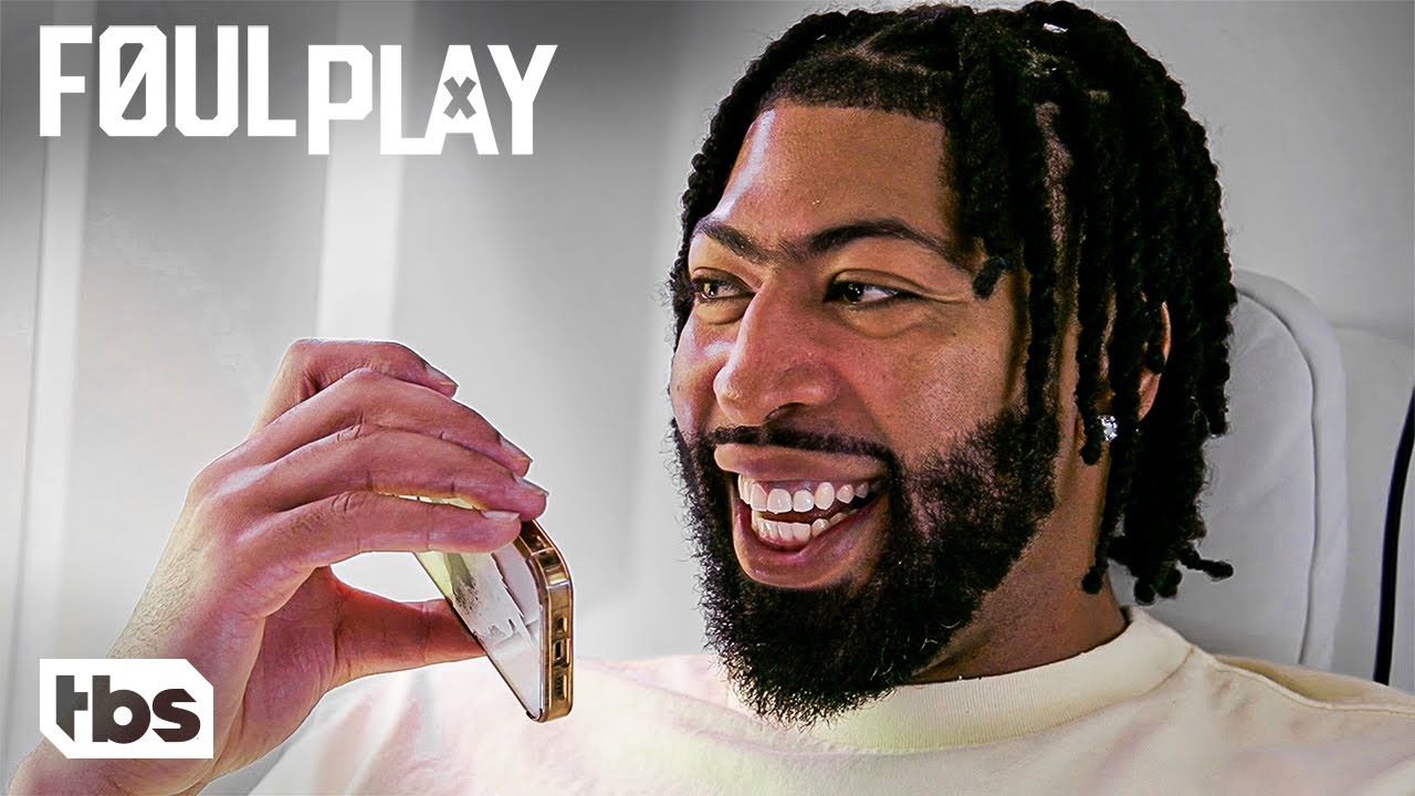 Mookie Betts Pranks Dodgers Manager Dave Roberts (Clip) | Foul Play with Anthony Davis | TBS