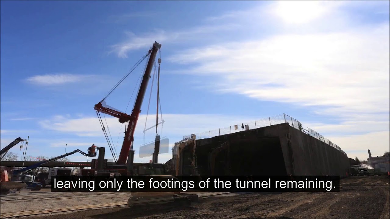 Turcot- A Demolition Job That Kept the City Running