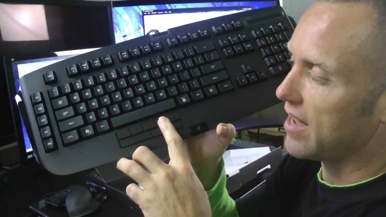 Swifty Razer Anansi MMO Gaming Keyboard Review (gameplay/commentary)