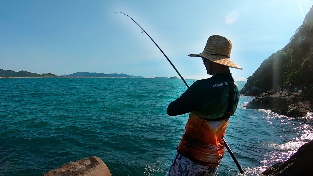 PESCARIA NAS PEDRAS &Eacute; SEMPRE UMA SURPRESA! Pesca de COST&Atilde;O com @PescaF&aacute;cil-j2o