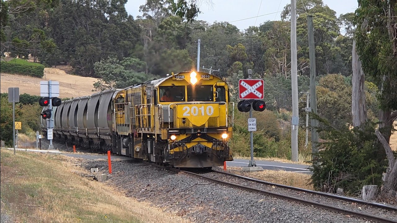 TasRail 2010 TR03 #46 Coal train crossing Opossum Road