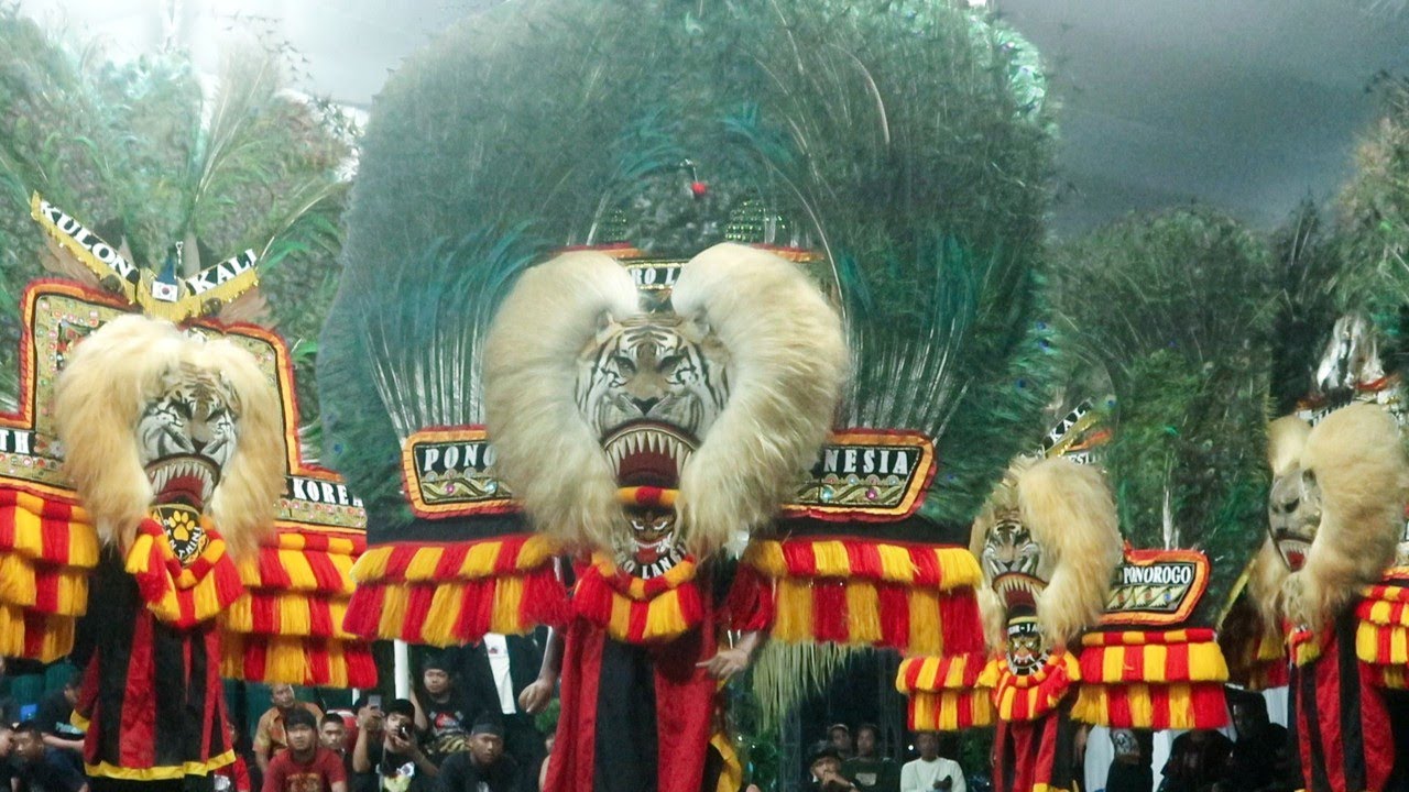 SPEKTAKULER ‼️ PENAMPILAN PULUHAN PEMBARONG KONDANG REOG PONOROGO MAINKAN DADAK MERAK TERBESAR