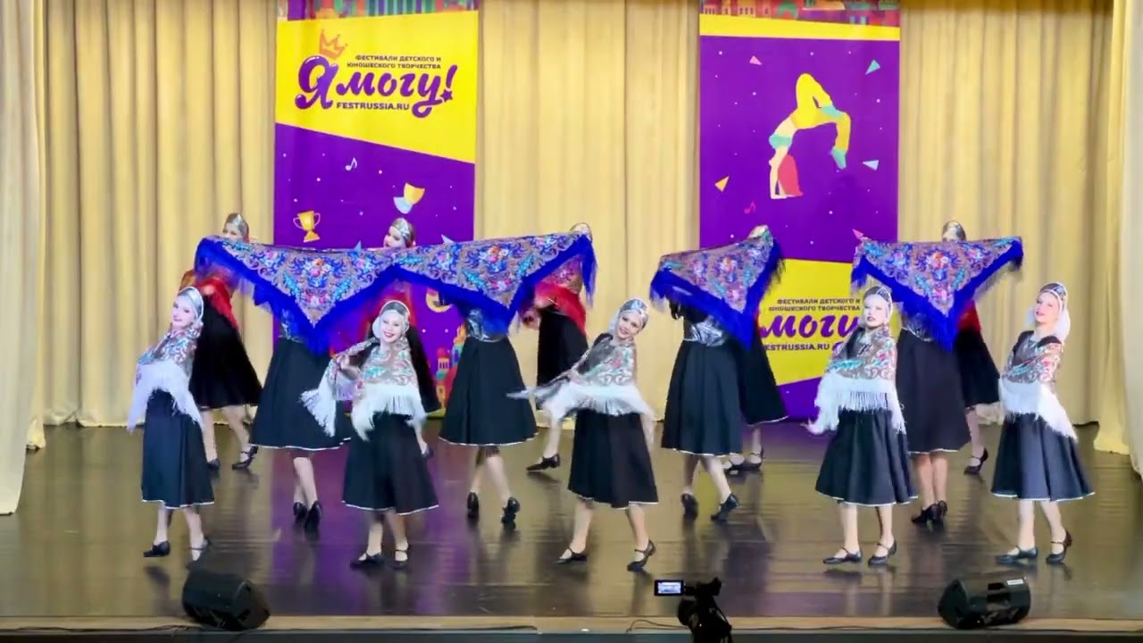 Хореографический коллектив «Мир» -Русские узоры