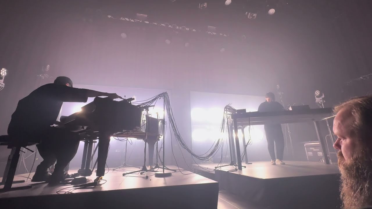Grandbrothers - Esra Was Right - White Nights (Live at TivoliVredenburg)