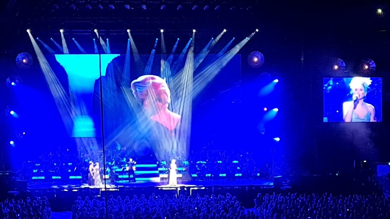 Disney in Concert 2025- Die Eiskönigin 2 - Es kommt zu dir / Wo noch niemand war - Sabrina Weckerlin