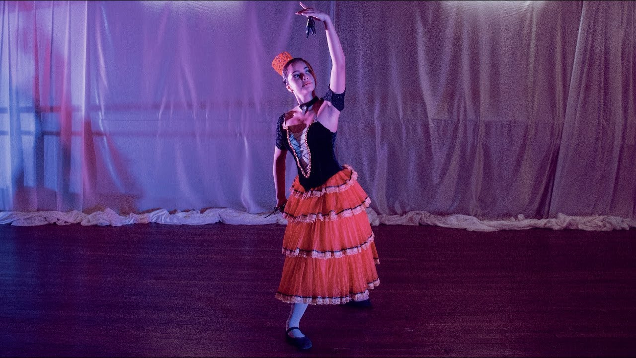 Bolero Liso | Academia Yeruti | Nadine Britez