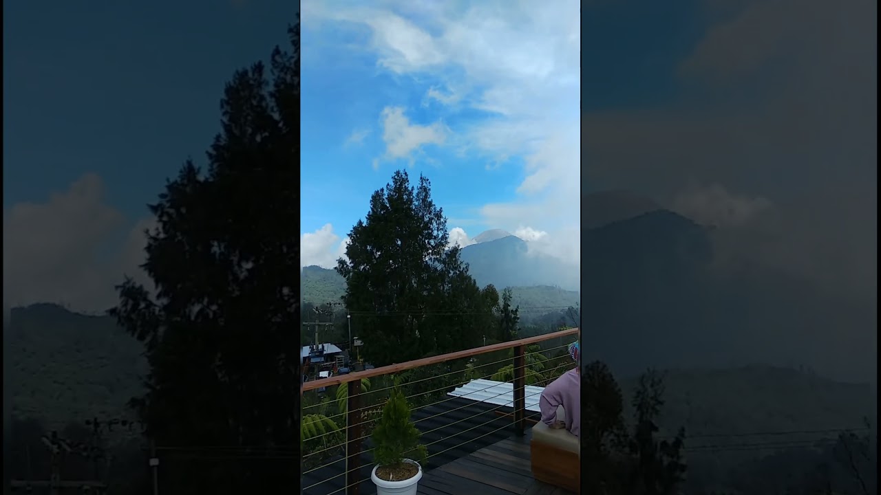 suasana di Bromo Hillside ( Caf&ecirc; 360&deg; ) #pesonaindonesia #bromo #malang #tnbts