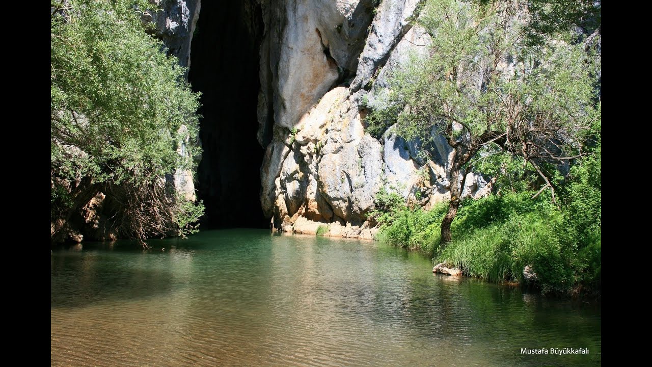 DEREBUCAK ÇAMLIK BALAT VADİSİNİ DAR KANYON SULUİN MAĞARASI KÖRÜKİNİ MAĞARASI PARKURU
