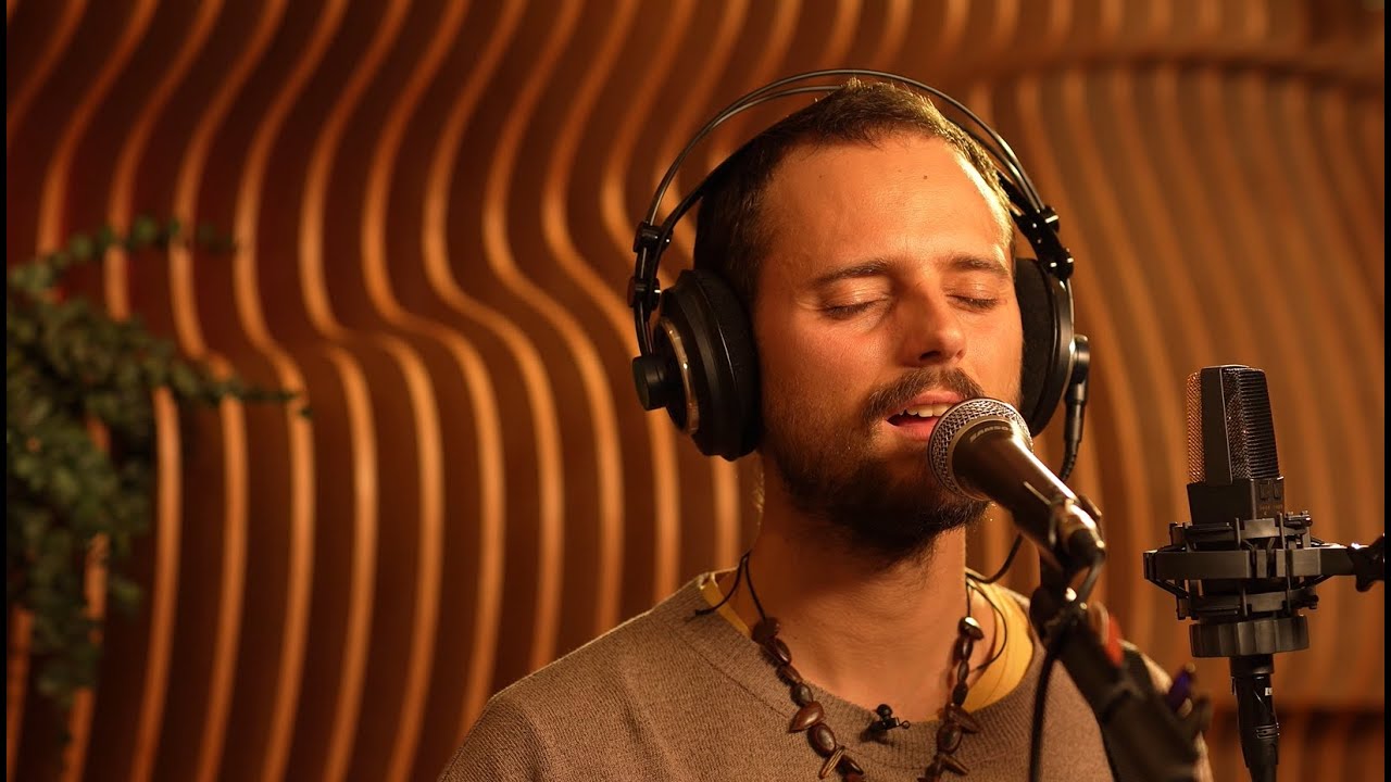 Weird Fishes (Radiohead) - live cover con Loop station en estudio Liderality