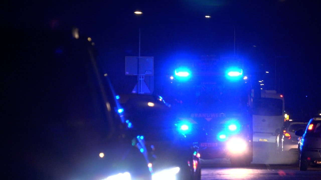 PRIO1/A1 | Hulpdiensten massaal naar de Oostvaardersdijk Lelystad voor een dodelijk ongeval!