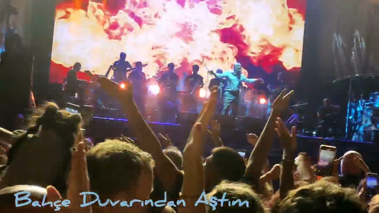 Volkan KONAK -Bahça Duvarından Aştım