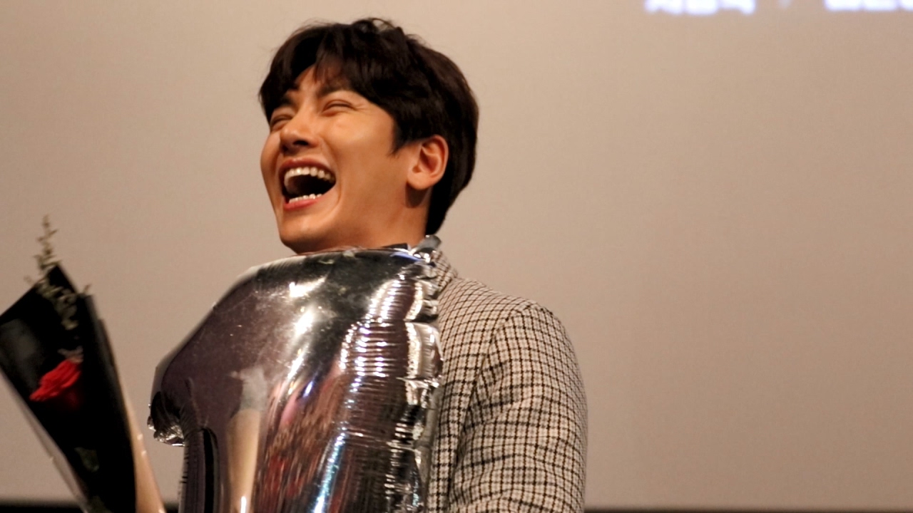 170212 지창욱 조작된도시 대구CGV 9관 16:05 무대인사