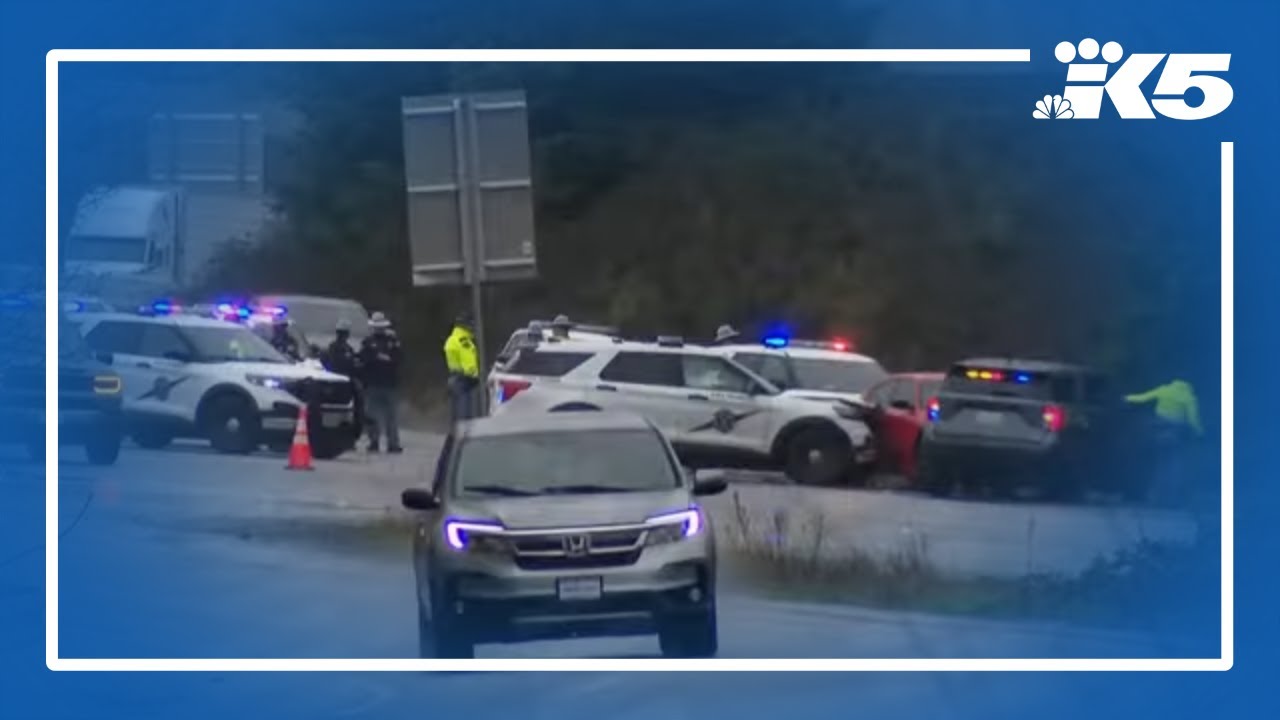 Suspect drags trooper out of patrol car, then steals her vehicle on Interstate 5 in Seattle