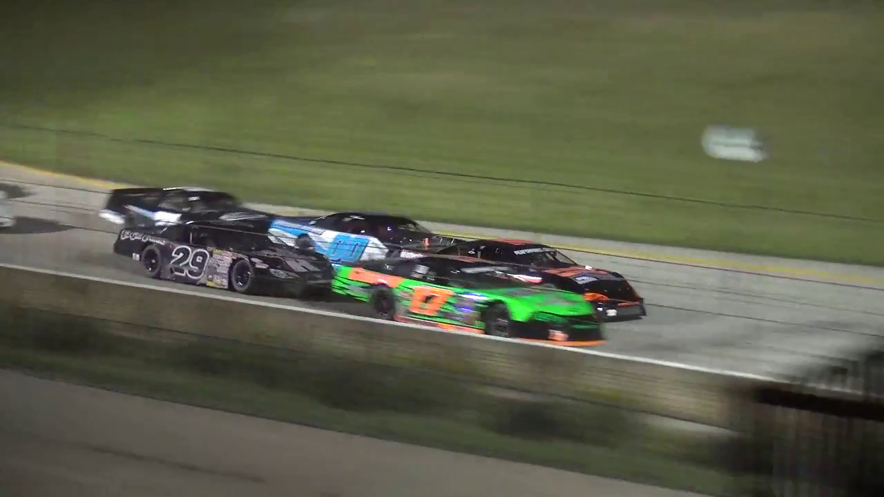 Late Model feature Hawkeye Downs Speedway 5/5/17