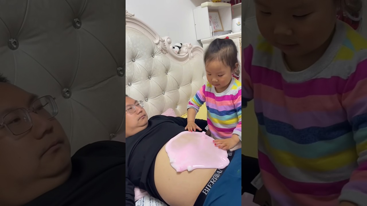 在爸爸肚子上拍拍拍 #父女 #父女日常 #父女组合