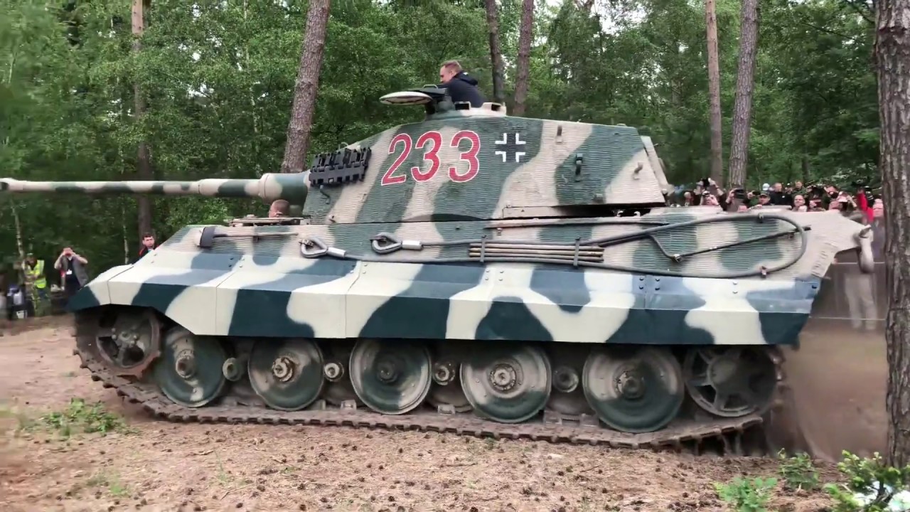 Original Tiger II Maybach SOUND 2018 - Königstiger Panzerkampfwagen VI in Fahrt