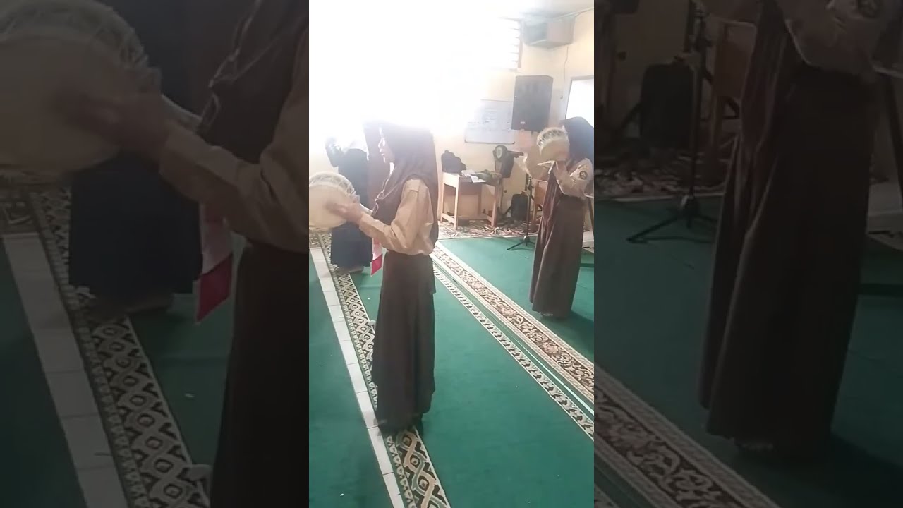 Faizal Karunia R sedang live sekarang!