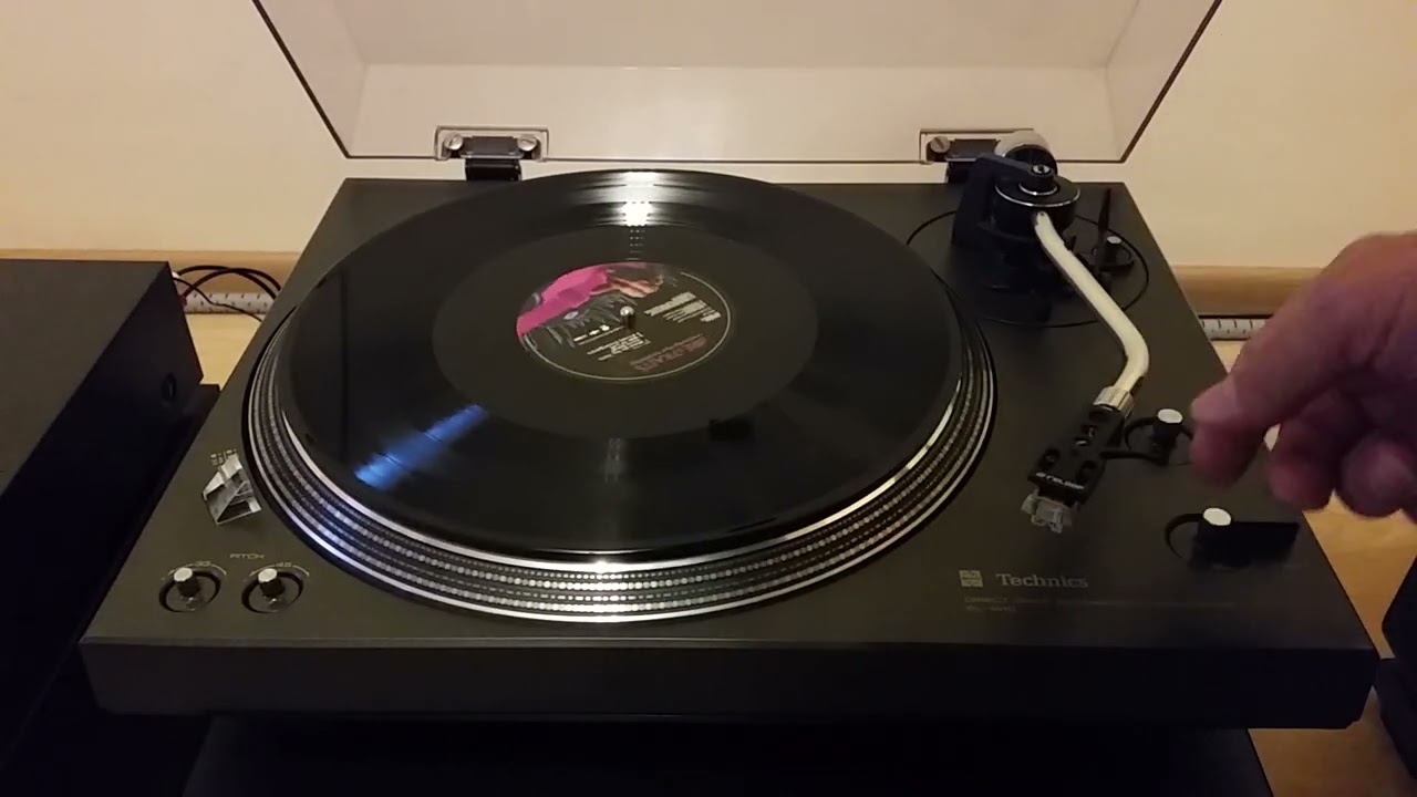 Technics SL 1410 MK1 direct drive turntable test 2