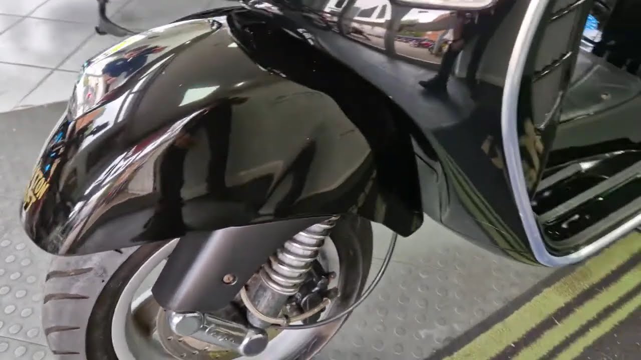 2006 Piaggio Vespa GTS 250