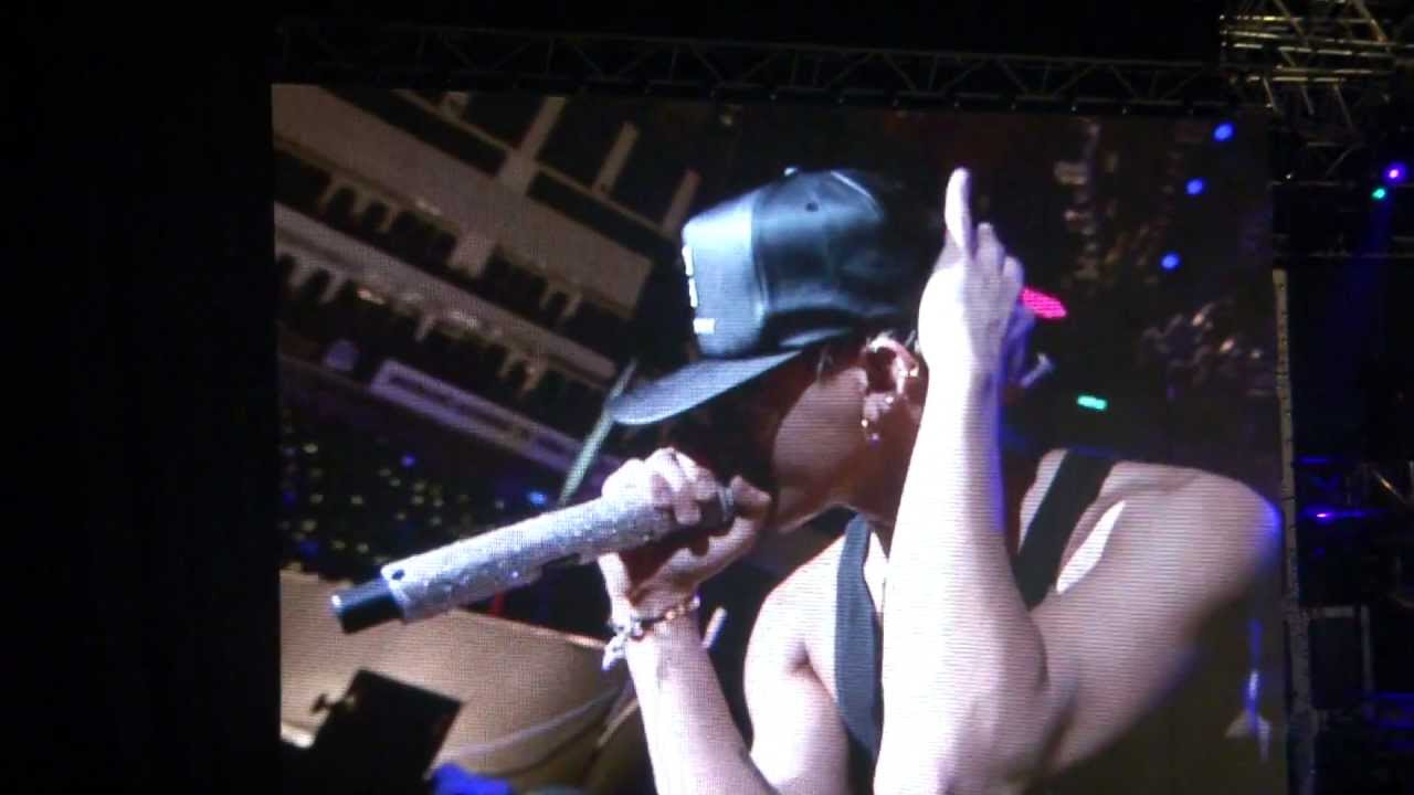 BIGBANG_Encore In Taiwan@ Alive GALAXY Tour 2012 1021