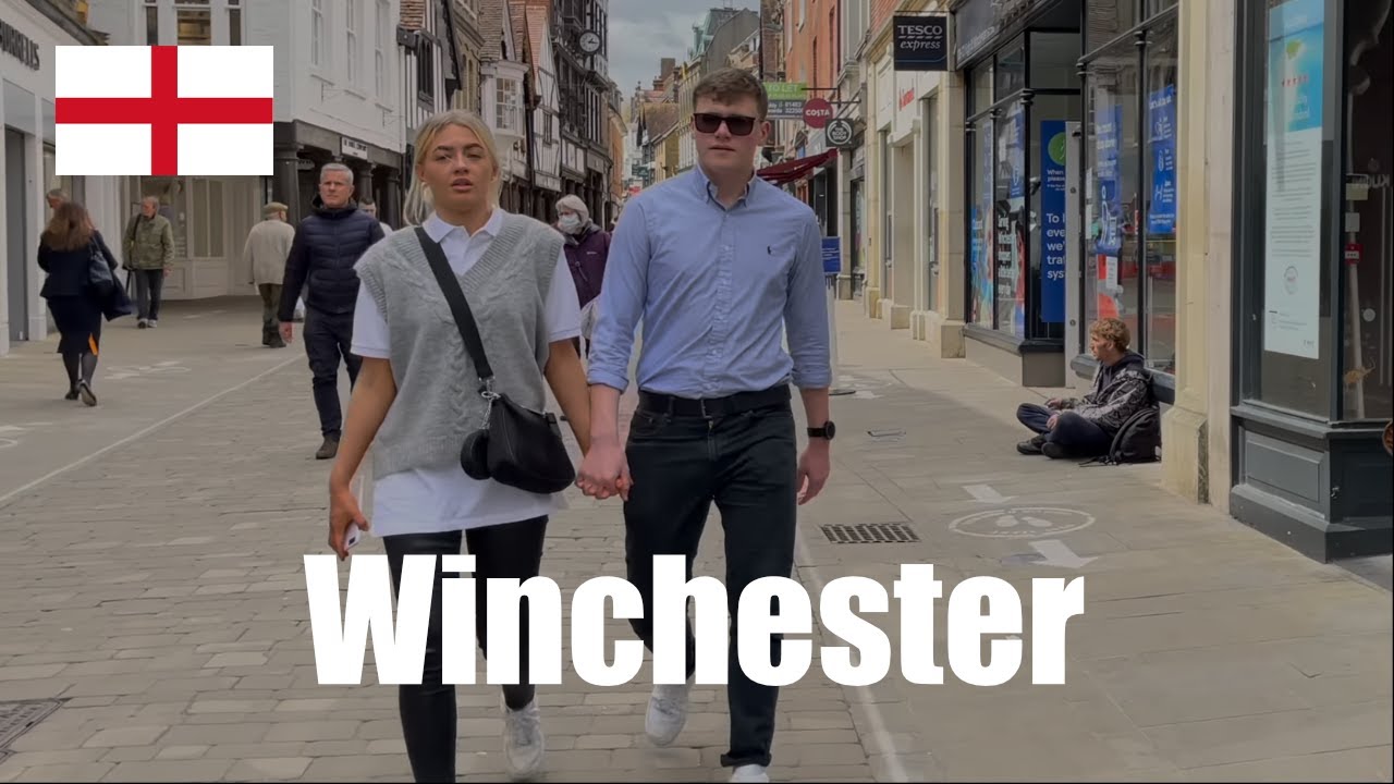 Winchester Walk, 🏴󠁧󠁢󠁥󠁮󠁧󠁿 UK {iPhone 12 Pro Max} Binaural ASMR | 4K@60 HDR