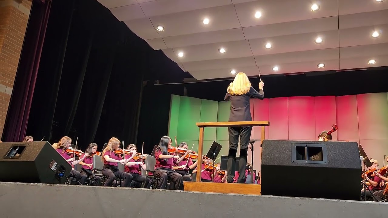 Highland 8th Grade Orchestra - Santa at the Symphony