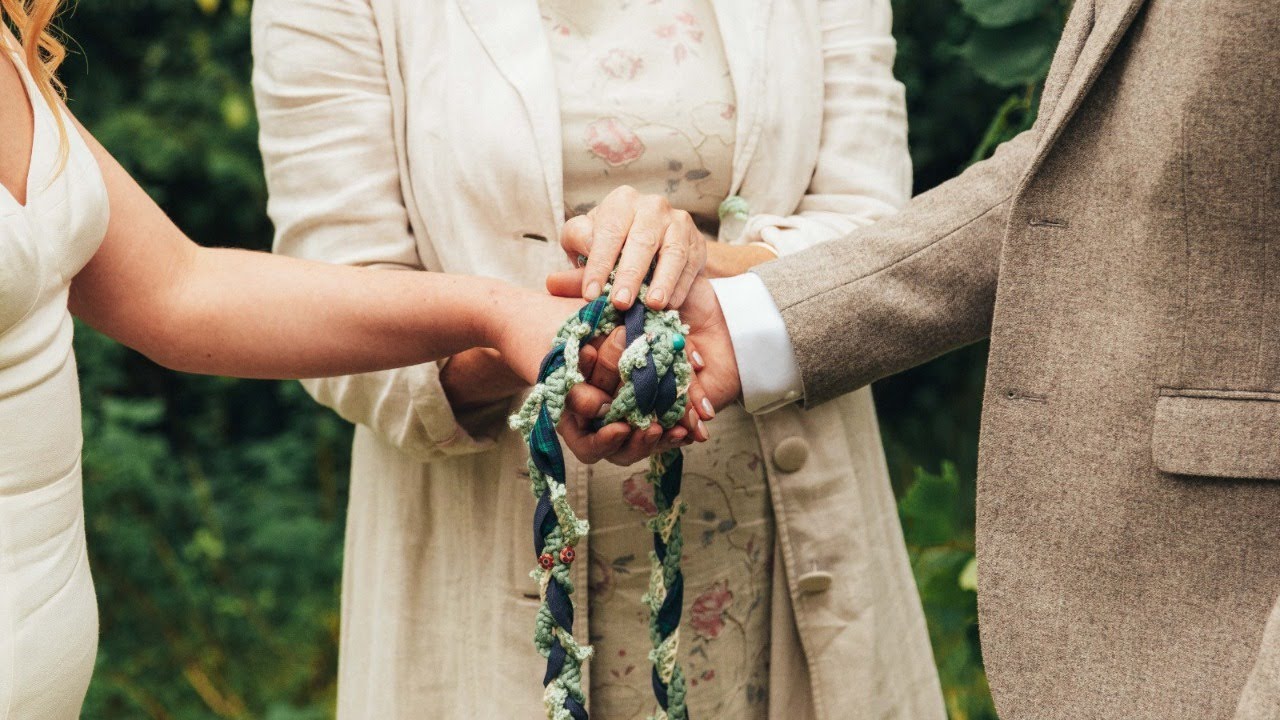 Exploring Handfastings with Liz Williams