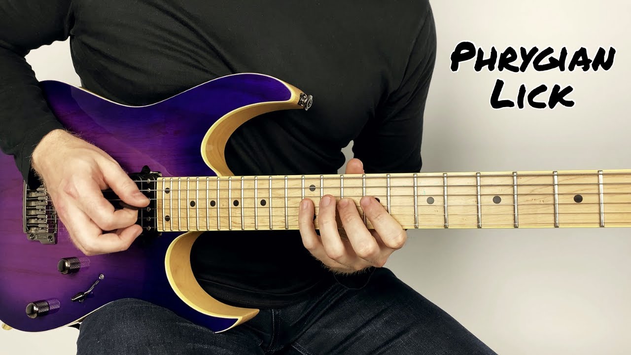 Descending metal lick in E phrygian + 2 variations (with tab) | Licks - #7