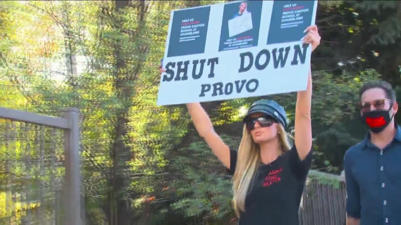 Paris Hilton holds rally in protest of alleged abuse at Provo Canyon School