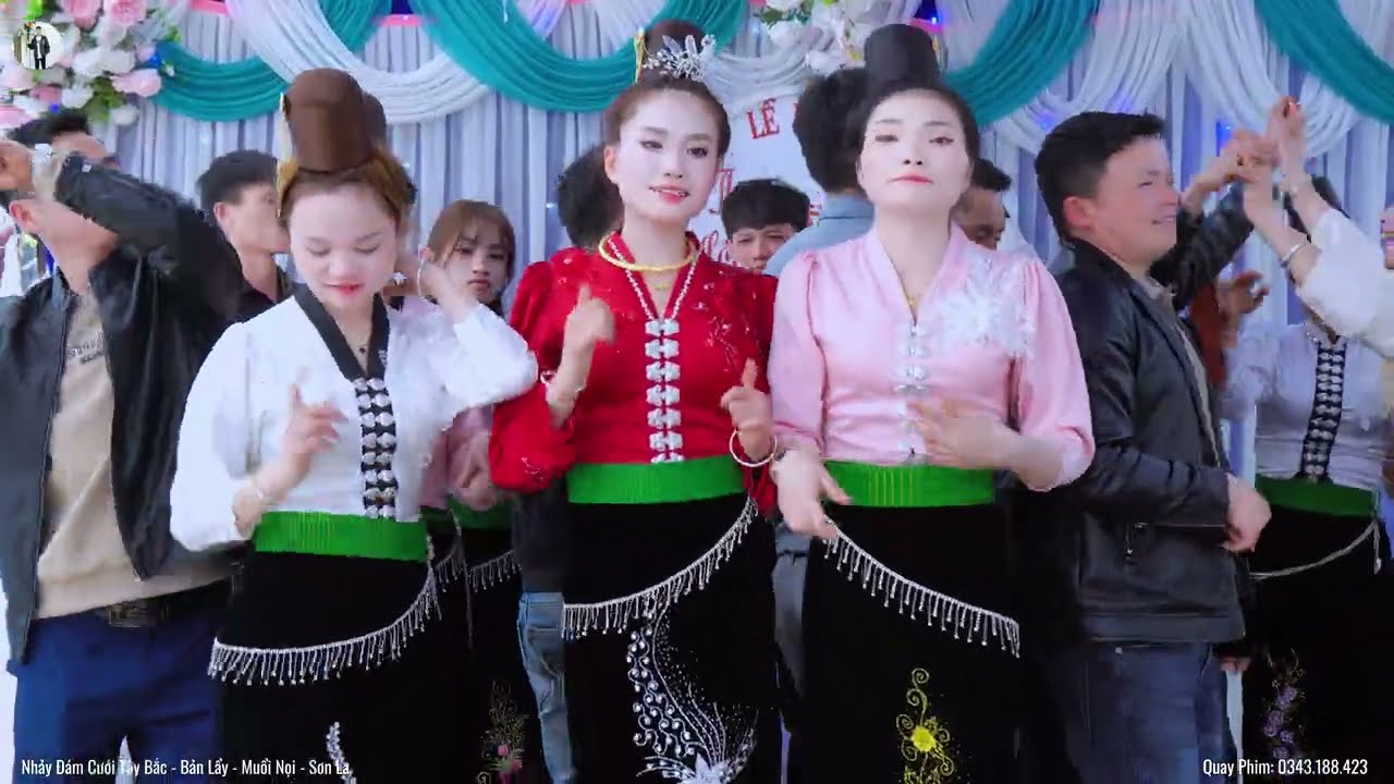 Quá Đỉnh Chị Em Bản Lẩy Nhảy Nhiệt Tình Tại Đám Cưới - Thị Hồng & Văn Hươi 