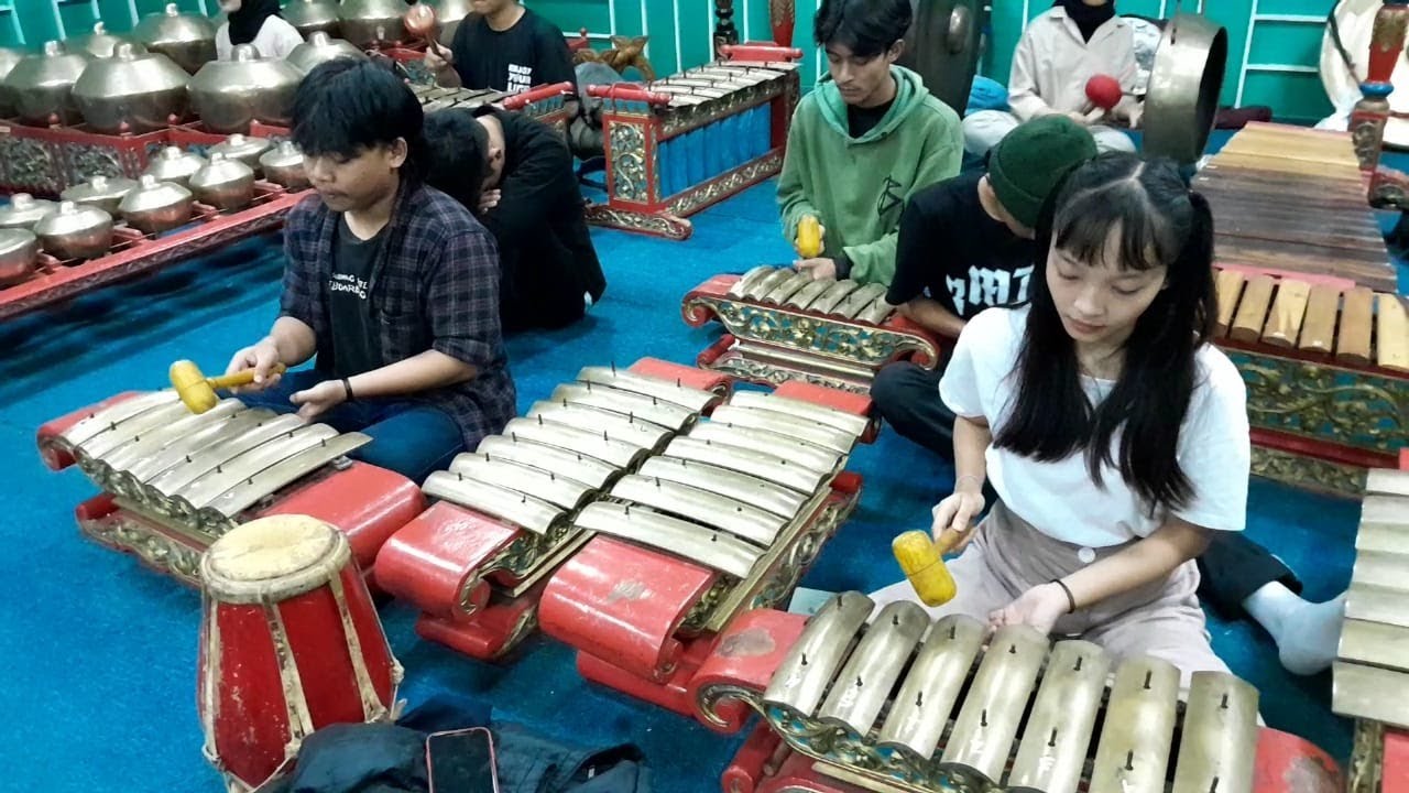 BELAJAR GAMELAN SUNDA - GENDING GENDU PATET NEM