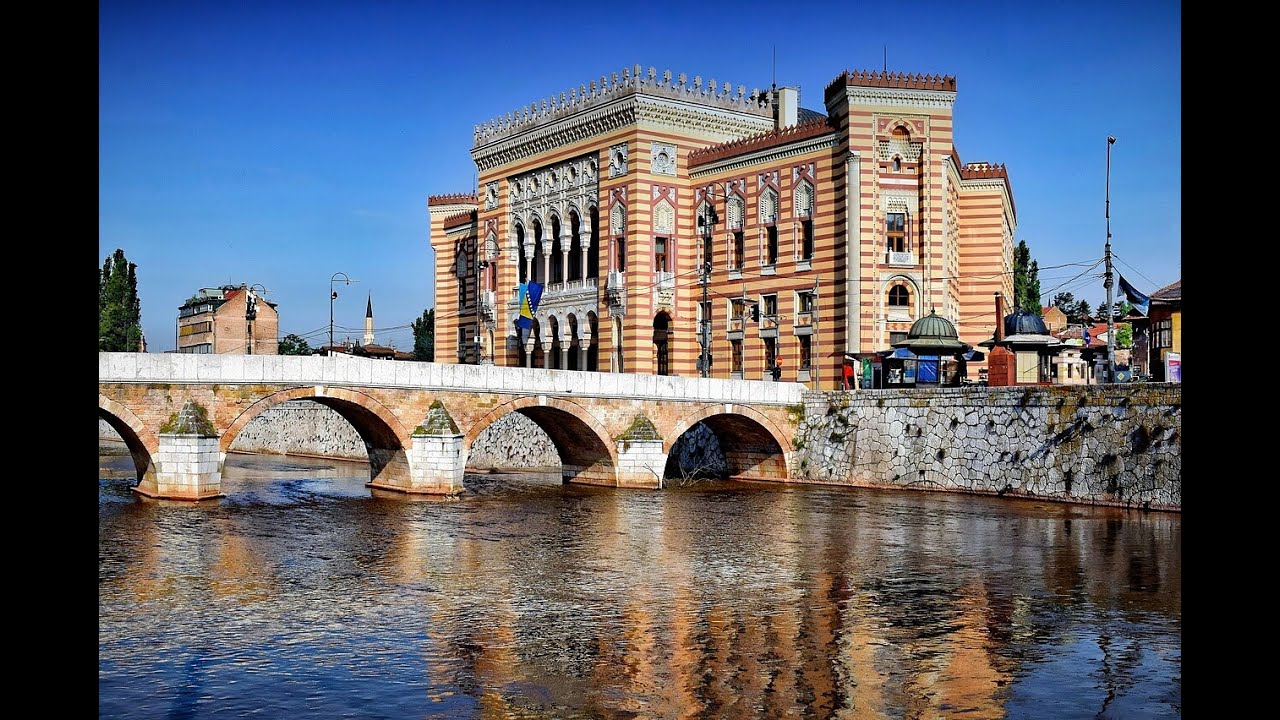 Walking in Sarajevo (4K) - 2024