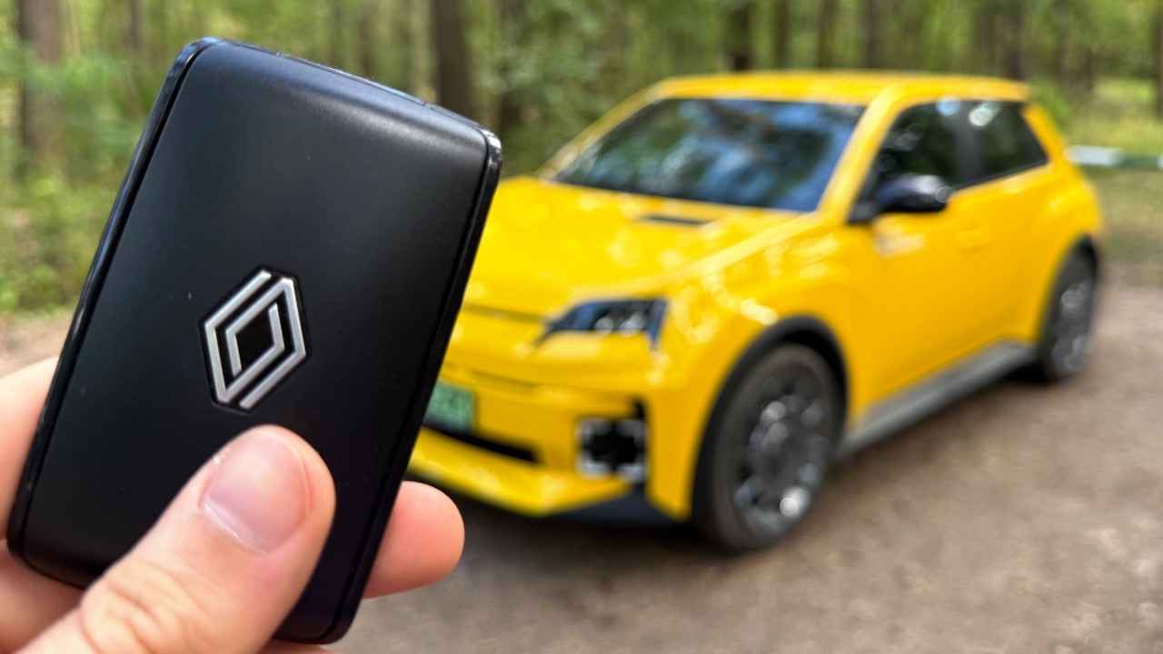 Renault 5 E-Tech Urban Range 40kWh - Na Wojnę z Chińczykami!