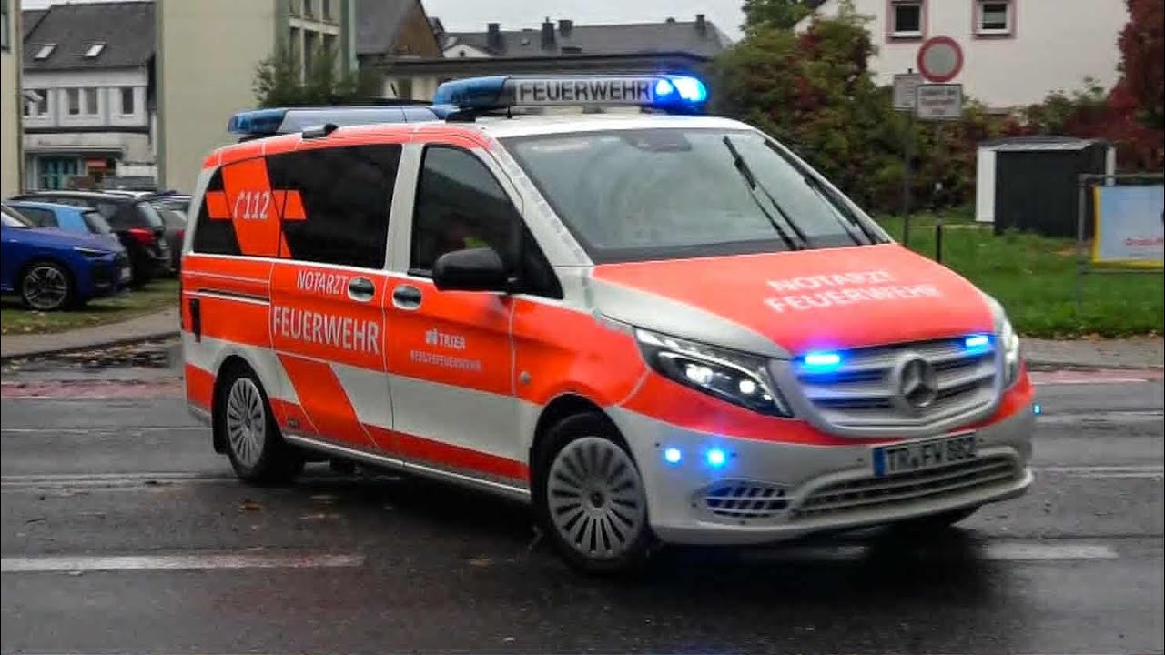 [📟🚨 Kein Zeit f&uuml;r Pause - NEF wird von der Wache der BF weg alarmiert] RTW + NEF BF Trier