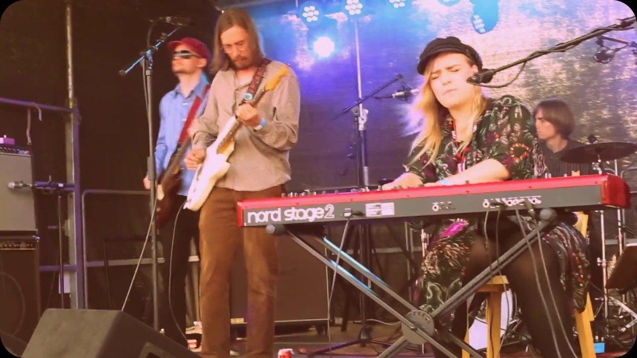 Suomen Tulli - V&auml;syv&auml;&auml;n virtaan (Live @ Pikipop 2018)