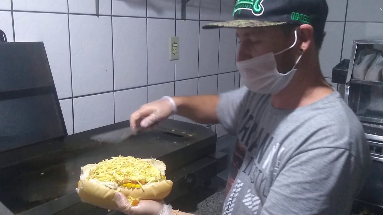 Montagem do melhor Hot Dog prensado da cidade de Cambuí MG e região 🤗