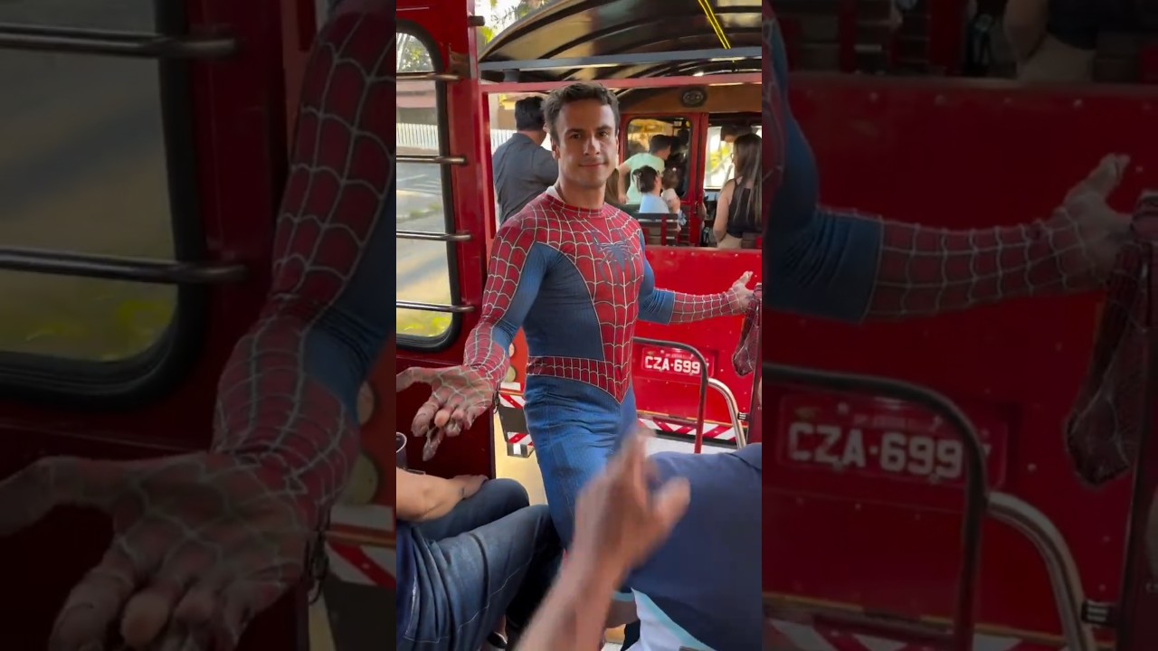 SUPER XAND&Atilde;O VESTIDO DE HOMEM ARANHA...