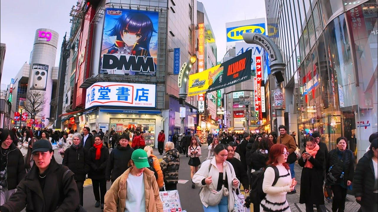 Shibuya city evening walking tour. Tokyo, Japan. 