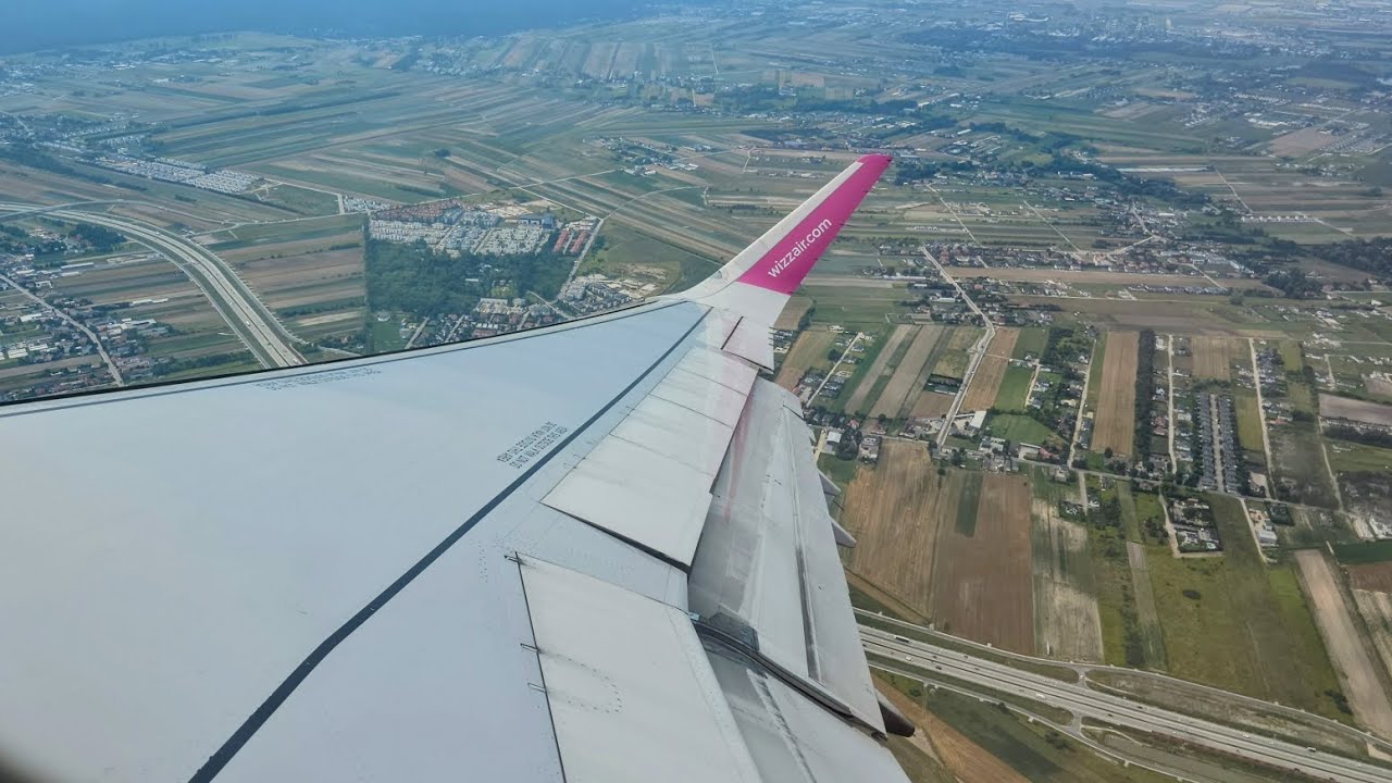 HD⁶⁰ | THRILLING Wizz Air A321-200 Takeoff From Warsaw