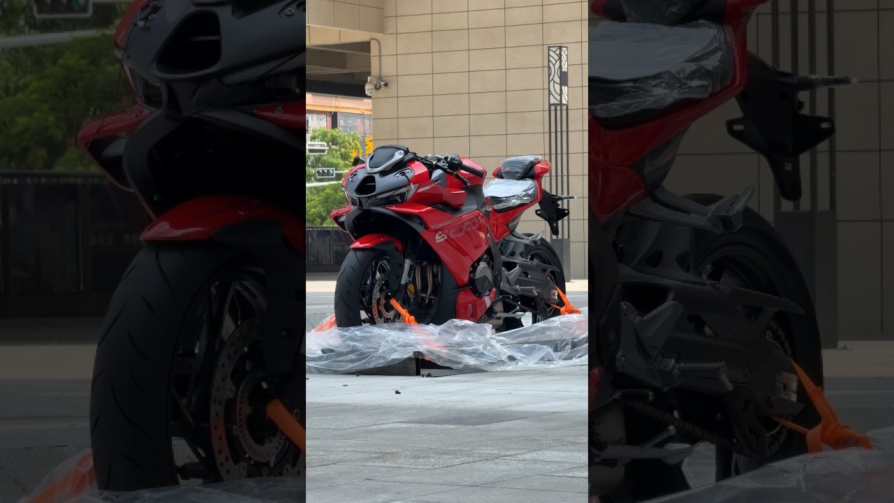 Unboxing Voge RR 500 S inline 4 cylinder Red beast #vogerr500s #china #automobile #motorrad