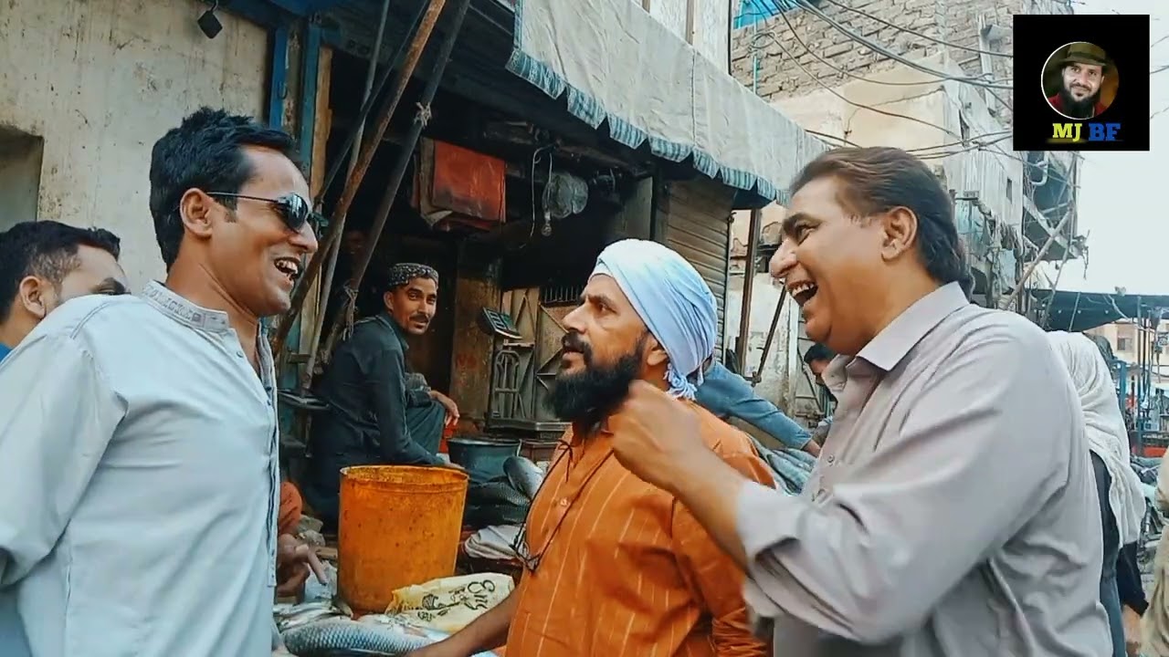 Fish Saler | funny video | MOINTV | Manzoor Barohi Arif Siddique