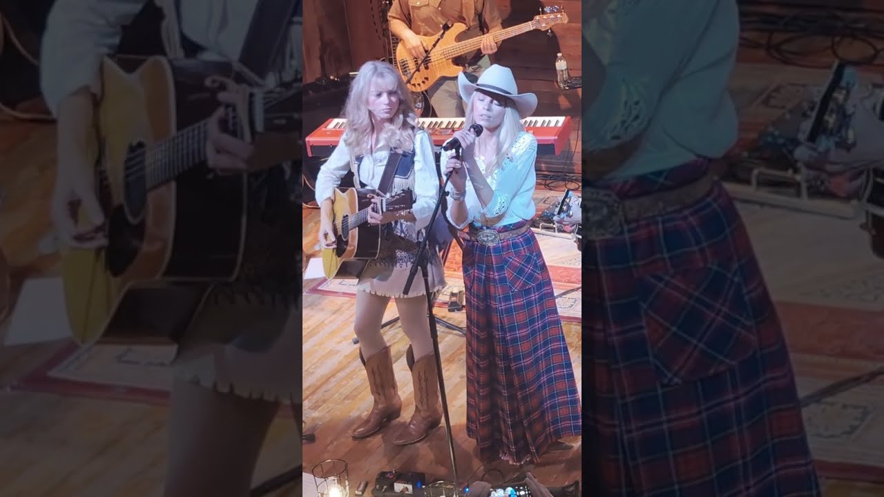 The Castellows - You Don't Even Know Who I Am (Patty Loveless cover), Spring, Texas