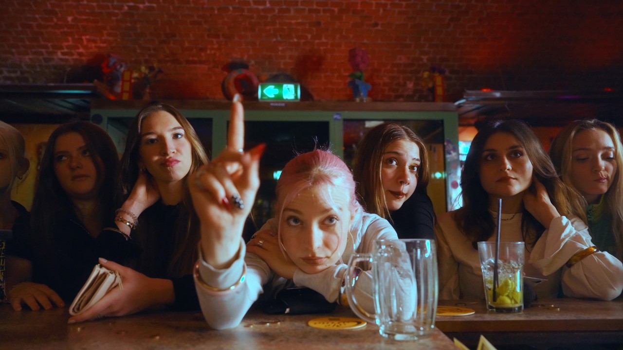 Dani Lia - schwindelig (omgomgomg) (official video)
